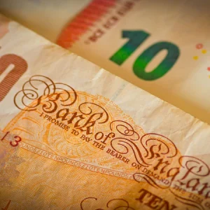 The outlook for the euro and the British pound amid rising US tariffs